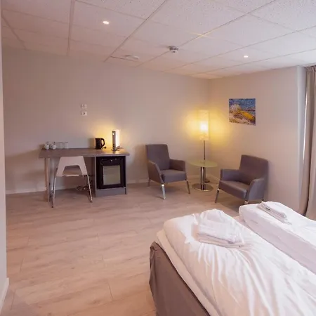 Neptun Apartmanhotel *
